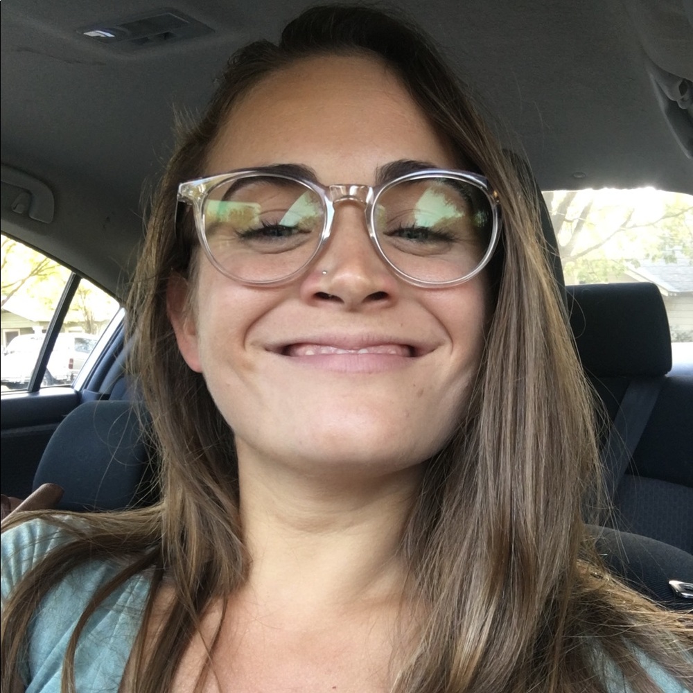 Meet your Posher, Marissa